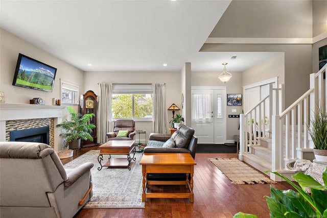 3 of 39 - 3035 Keystone Dr, Duncan, BC