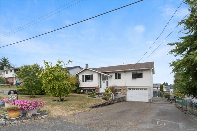 2 of 39 - 558 Weber St, Nanaimo, BC