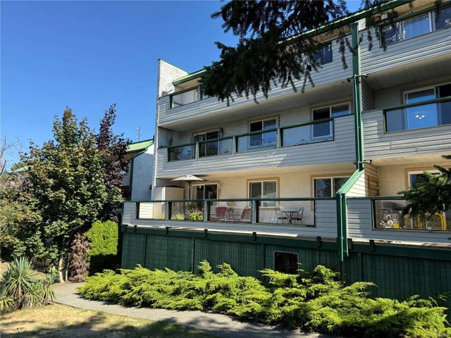 1 of 36 - 3108 Barons Rd 102, Nanaimo, BC