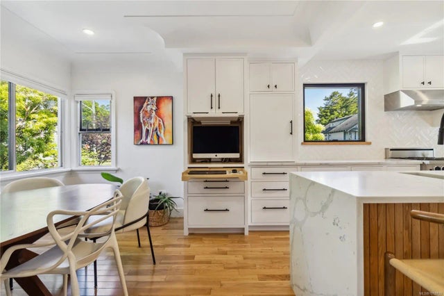 5 of 53 - 325 Linden Ave, Victoria, BC