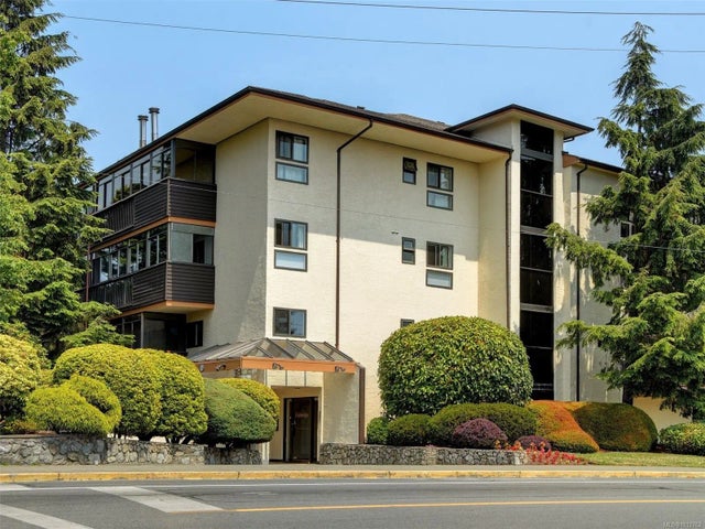 1 of 35 - 505 Cook St 208, Victoria, BC