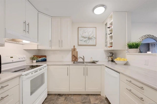 3 of 35 - 505 Cook St 208, Victoria, BC