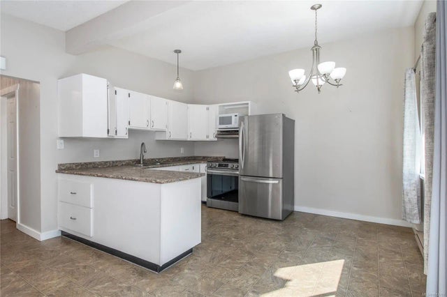 2 of 79 - 1600 Croation Rd, Campbell River, BC