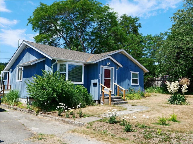 1 of 29 - 481 Lambert Ave, Nanaimo, BC