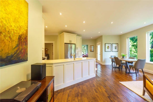 3 of 38 - 1840 Cedar Grove Pl, Ucluelet, BC