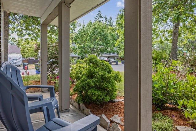 3 of 47 - 2932 Huckleberry Pl, Courtenay, BC