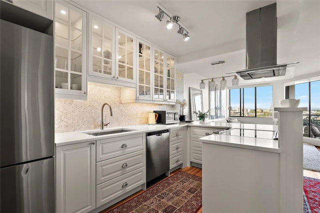 2 of 32 - 620 Toronto St 1507, Victoria, BC