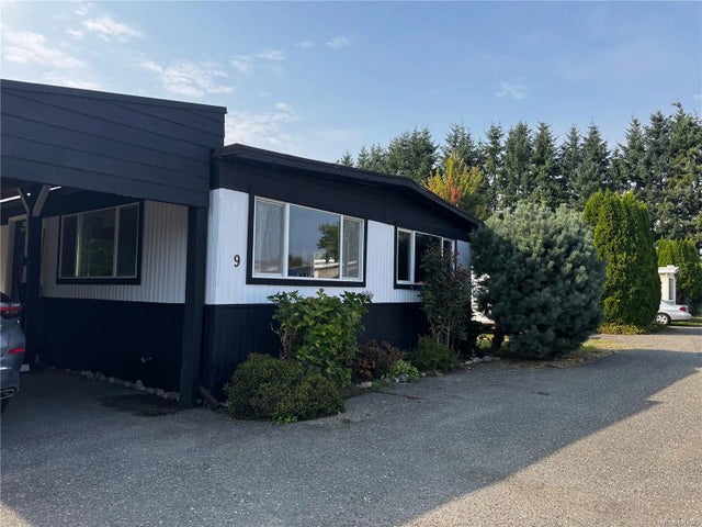 1 of 27 - 1451 Perkins Rd 9, Campbell River, BC