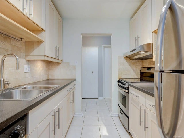 3 of 42 - 859 Carrie St 406, Esquimalt, BC