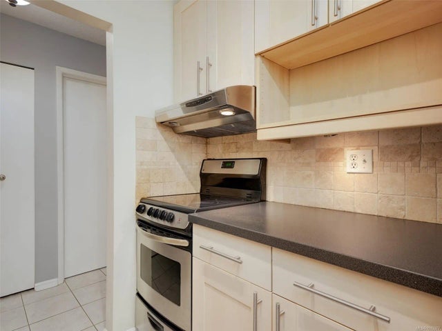 4 of 42 - 859 Carrie St 406, Esquimalt, BC