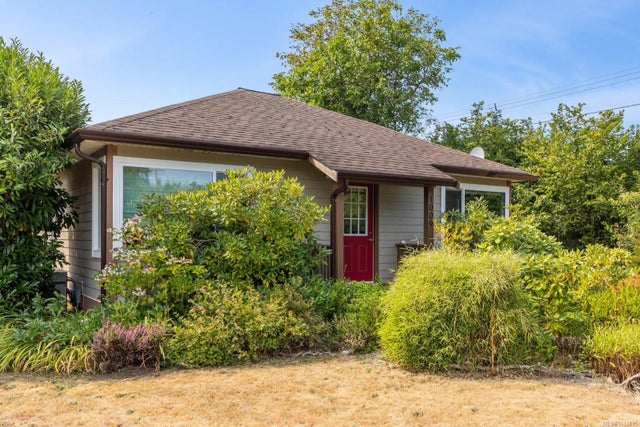 3 of 31 - 1009 Urquhart Ave, Courtenay, BC