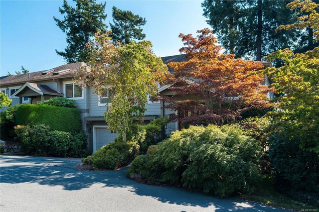 3 of 45 - 118 Aldersmith Pl 58, View Royal, BC