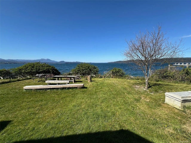 3 of 48 - 90 1st St, Sointula, BC