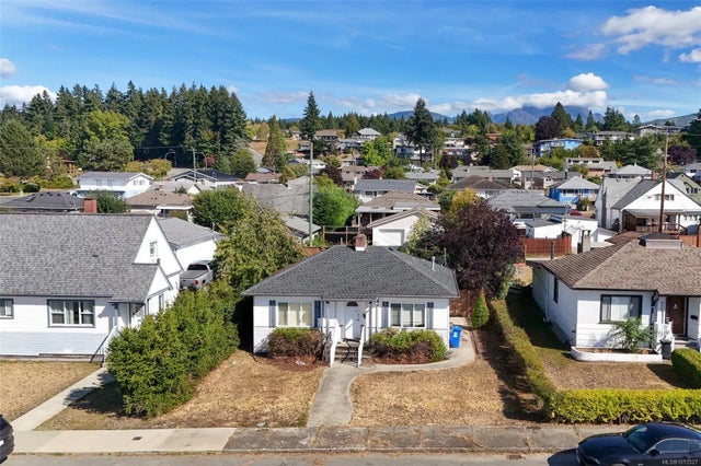 1 of 21 - 3763 15th Ave, Port Alberni, BC