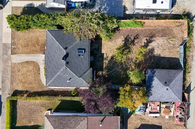 2 of 21 - 3763 15th Ave, Port Alberni, BC