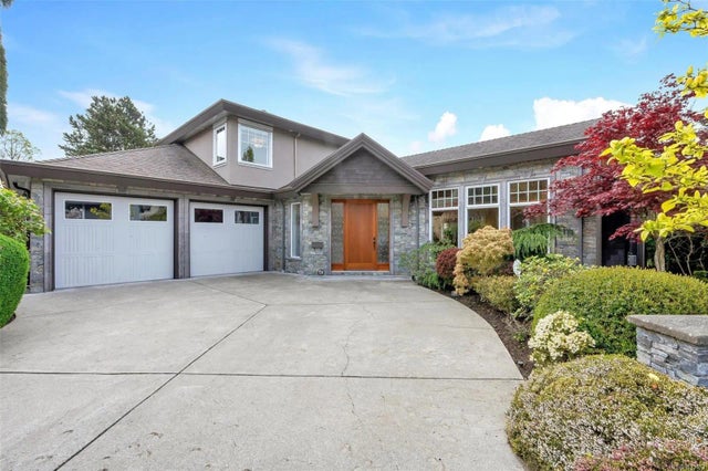 1 of 47 - 1705 De Sousa Pl, Saanich, BC
