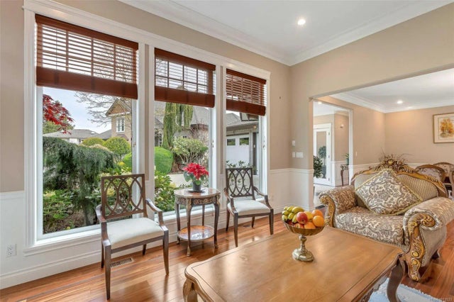 5 of 47 - 1705 De Sousa Pl, Saanich, BC