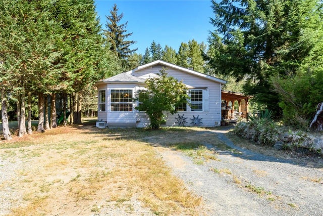 2 of 82 - 7024 Railway Ave, Merville, BC