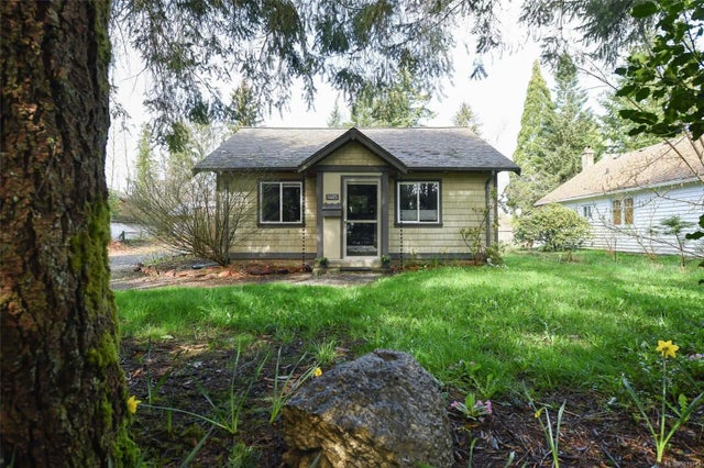 2 of 48 - 1405 15th St, Courtenay, BC