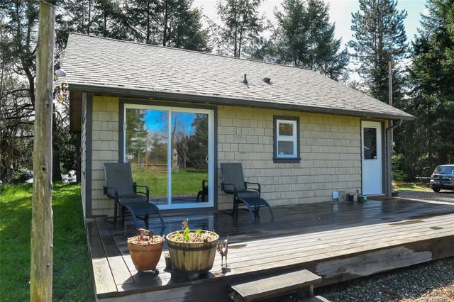 3 of 48 - 1405 15th St, Courtenay, BC