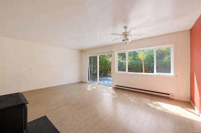 3 of 50 - 735 Violet Ave, Saanich, BC