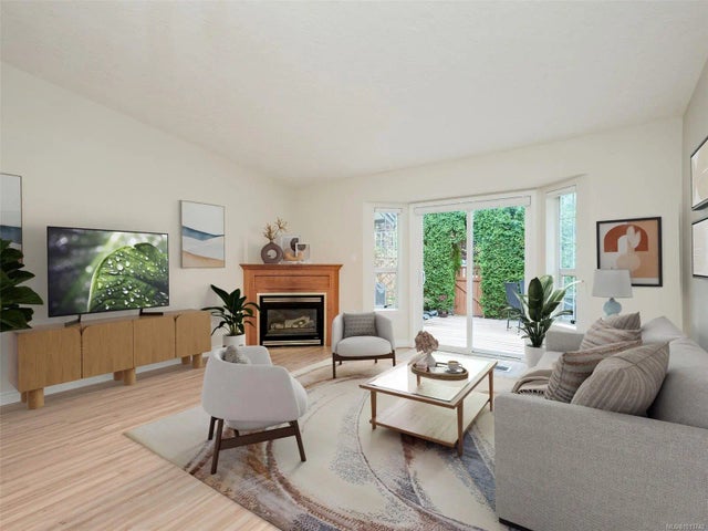 2 of 38 - 2070 Amelia Ave 45, Sidney, BC