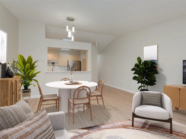 3 of 38 - 2070 Amelia Ave 45, Sidney, BC