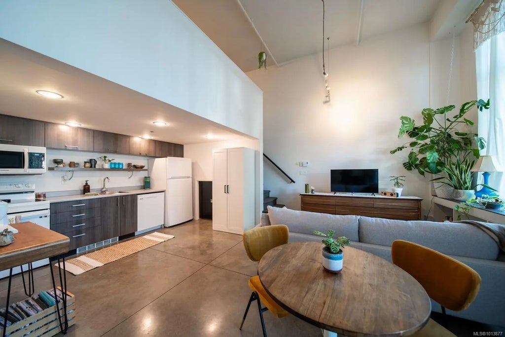 555 Franklyn St 118, Nanaimo