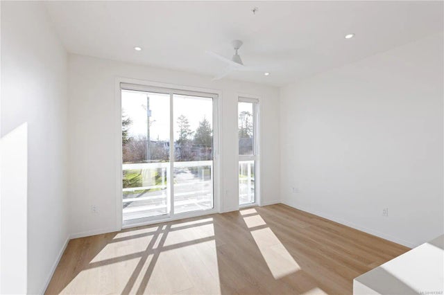 2 of 31 - 2374 Oakville Ave 214, Sidney, BC