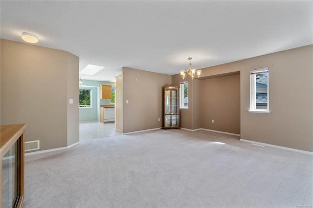 4 of 52 - 5213 Fox Pl, Nanaimo, BC