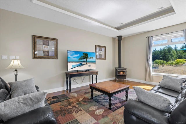 4 of 94 - 850 Burbank Rd, Hilliers, BC