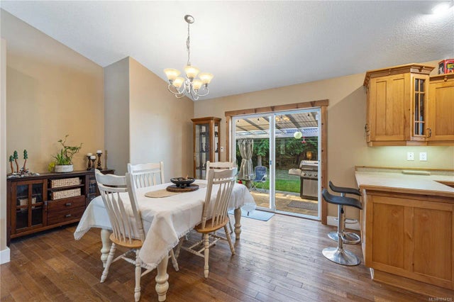 3 of 49 - 1780 Ashling Rd, Qualicum Beach, BC