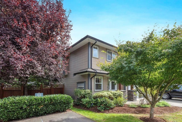 3 of 32 - 2112 Cumberland Rd 48, Courtenay, BC