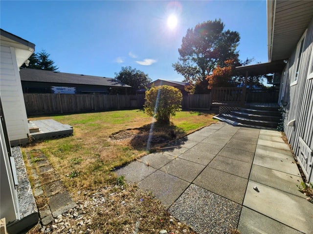 2 of 37 - 411 Rockland Rd, Campbell River, BC