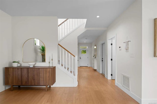 5 of 42 - 1524 Davie St, Victoria, BC