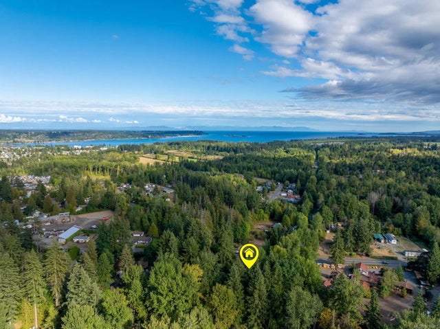 2 of 44 - 2875 Cumberland Rd, Courtenay, BC