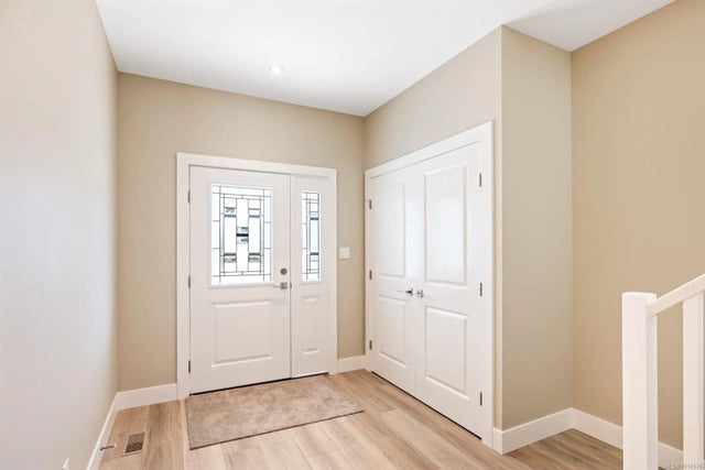 3 of 30 - 157 Elk Rd, Lake Cowichan, BC