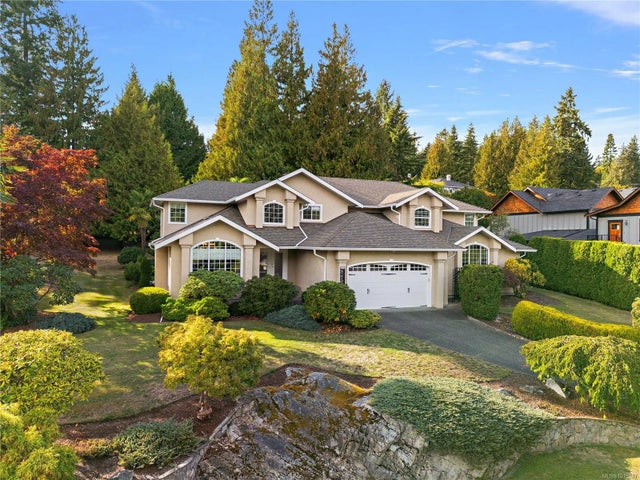 1 of 48 - 8650 Richland Pl, North Saanich, BC