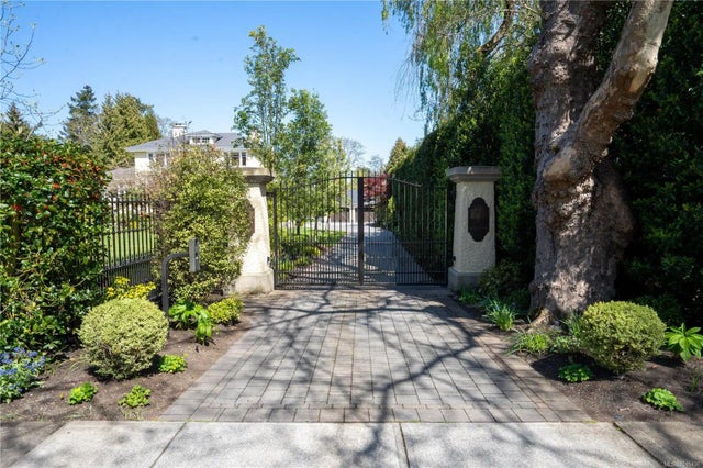 5 of 69 - 2970 Rutland Rd, Oak Bay, BC