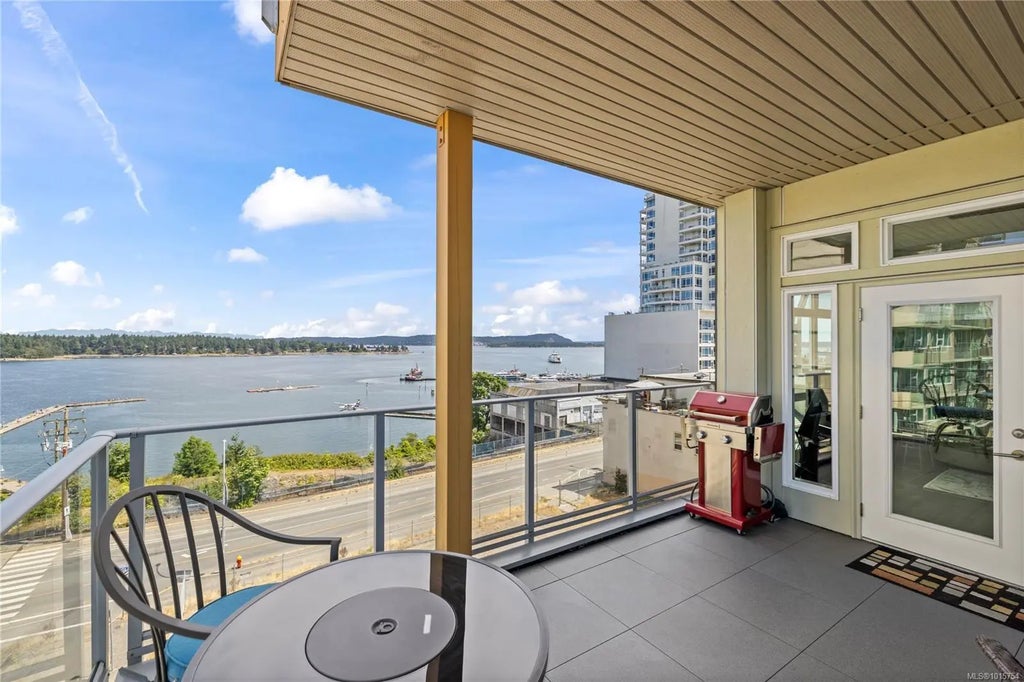 10 Chapel St 404, Nanaimo