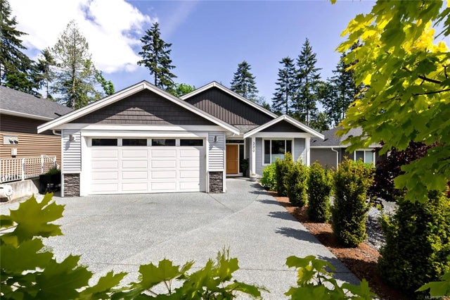 1 of 73 - 370 Cordan St, Nanaimo, BC