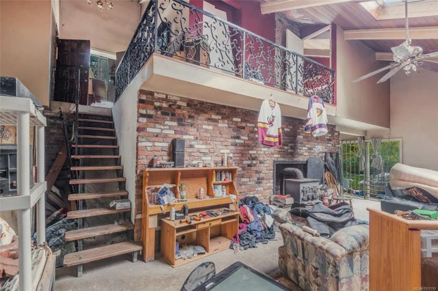 3 of 18 - 400 Manse Rd, Parksville, BC