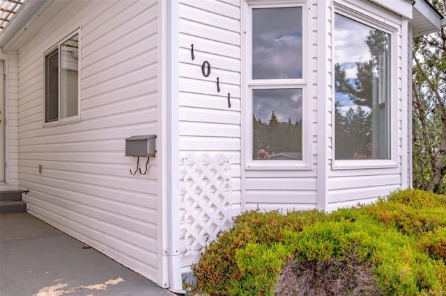 2 of 28 - 1011 Collier Cres, Nanaimo, BC