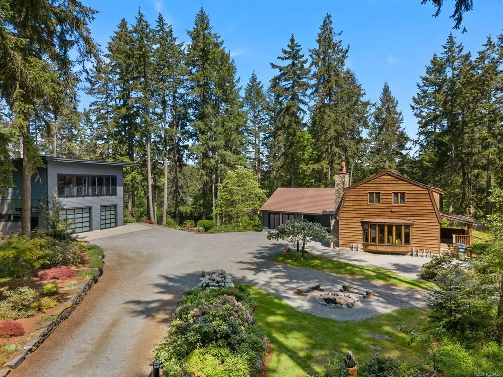 3281 Mcguire Way, Nanaimo