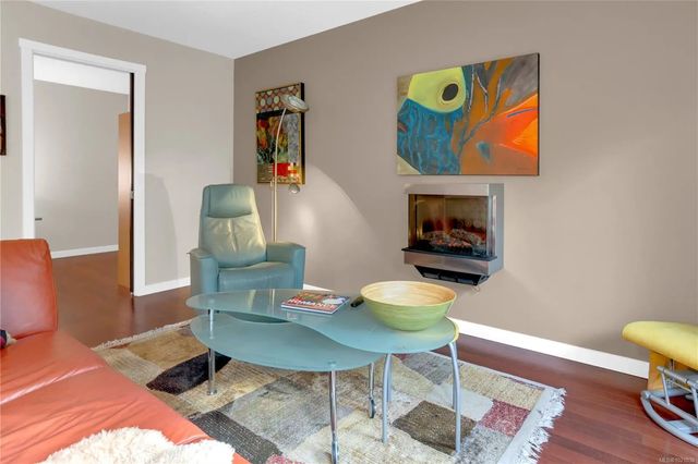 4 of 31 - 555 Franklyn St 108, Nanaimo, BC