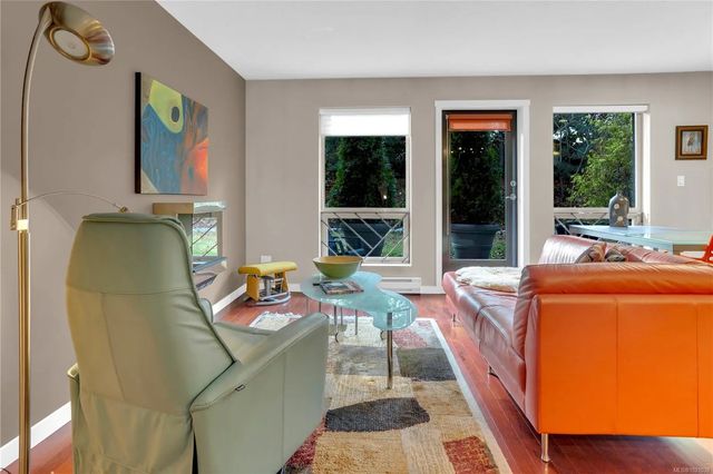 5 of 31 - 555 Franklyn St 108, Nanaimo, BC