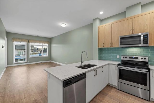 4 of 31 - 6540 Metral Dr 501, Nanaimo, BC