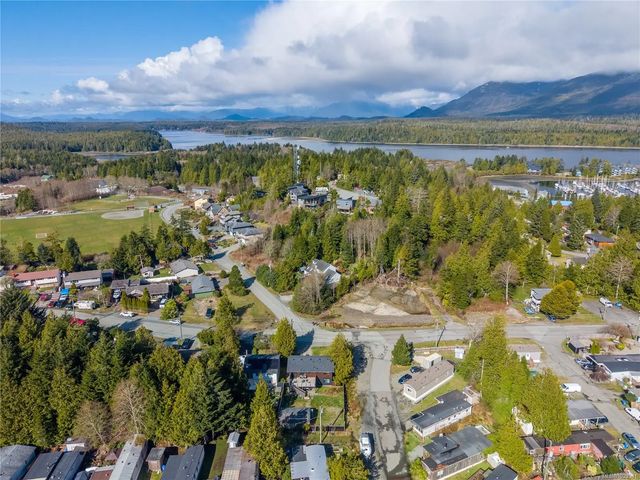 2 of 47 - 1950 Cynamocka Rd, Ucluelet, BC