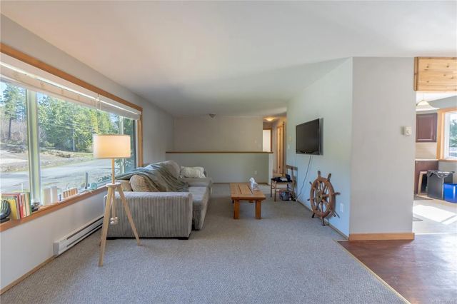 3 of 47 - 1950 Cynamocka Rd, Ucluelet, BC