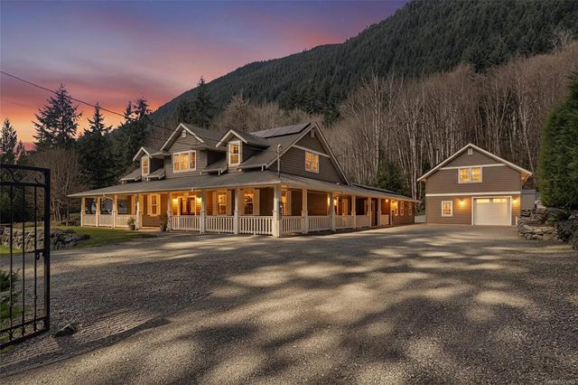 2 of 76 - 10011 Youbou Rd, Youbou, BC